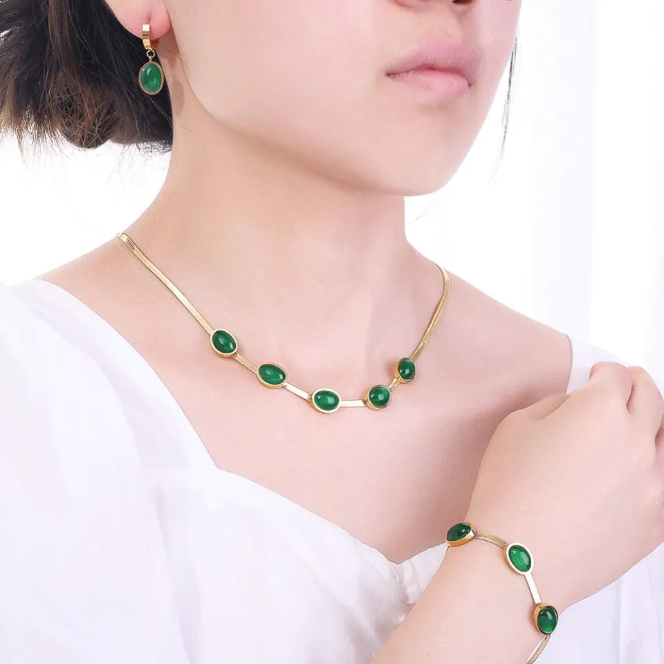Oval Green Crystal Pendant Necklace Set With Bracelet